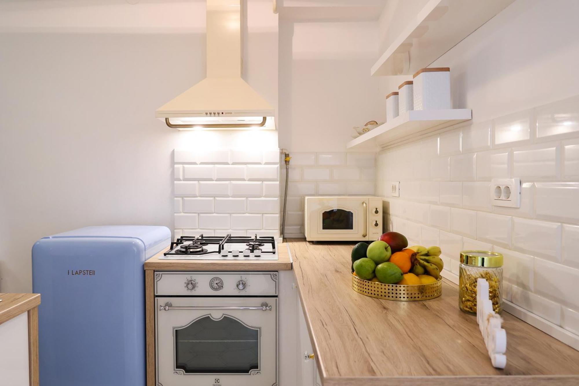 Ban Apartment *